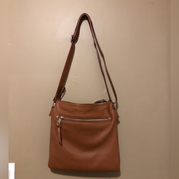 Danier Handbags - Danier leather Crossbody bag